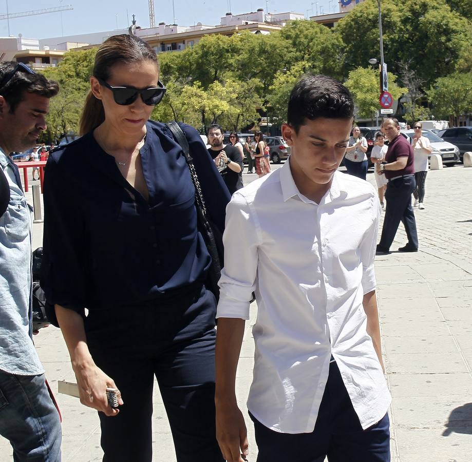 La capilla ardiente de José Antonio Reyes en el Sánchez-Pizjuán, en imágenes