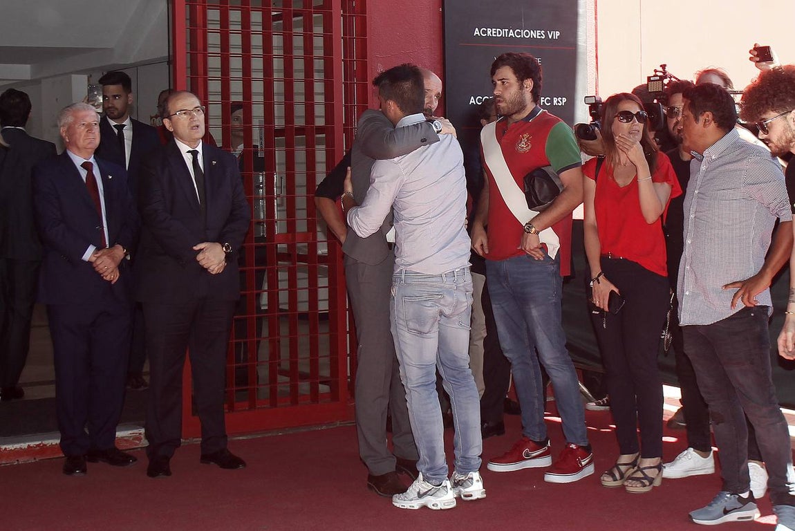 La capilla ardiente de José Antonio Reyes en el Sánchez-Pizjuán, en imágenes