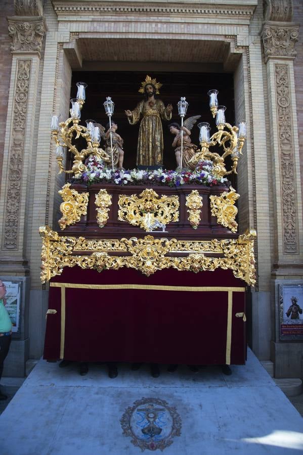 Galería de la salida del Sagrado Corazón y la Pastora de Capuchinos