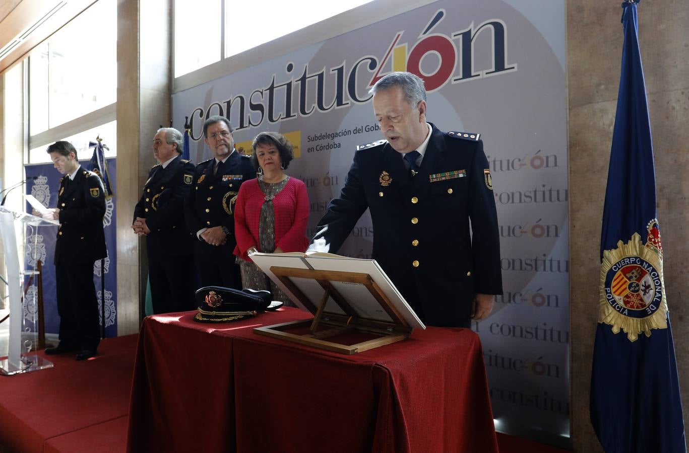 La toma posesión del nuevo comisario jefe de la Policía Nacional de Córdoba, en imágenes