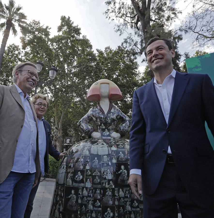 Victorio y Lucchino, Agatha Ruiz de la Prada y Ángel León decoran las «Ecomeninas» en Sevilla