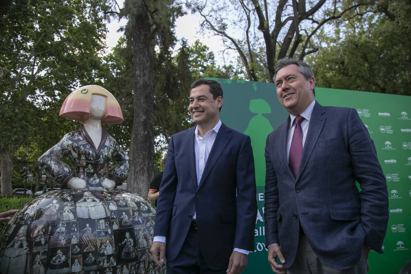 Victorio y Lucchino, Agatha Ruiz de la Prada y Ángel León decoran las «Ecomeninas» en Sevilla