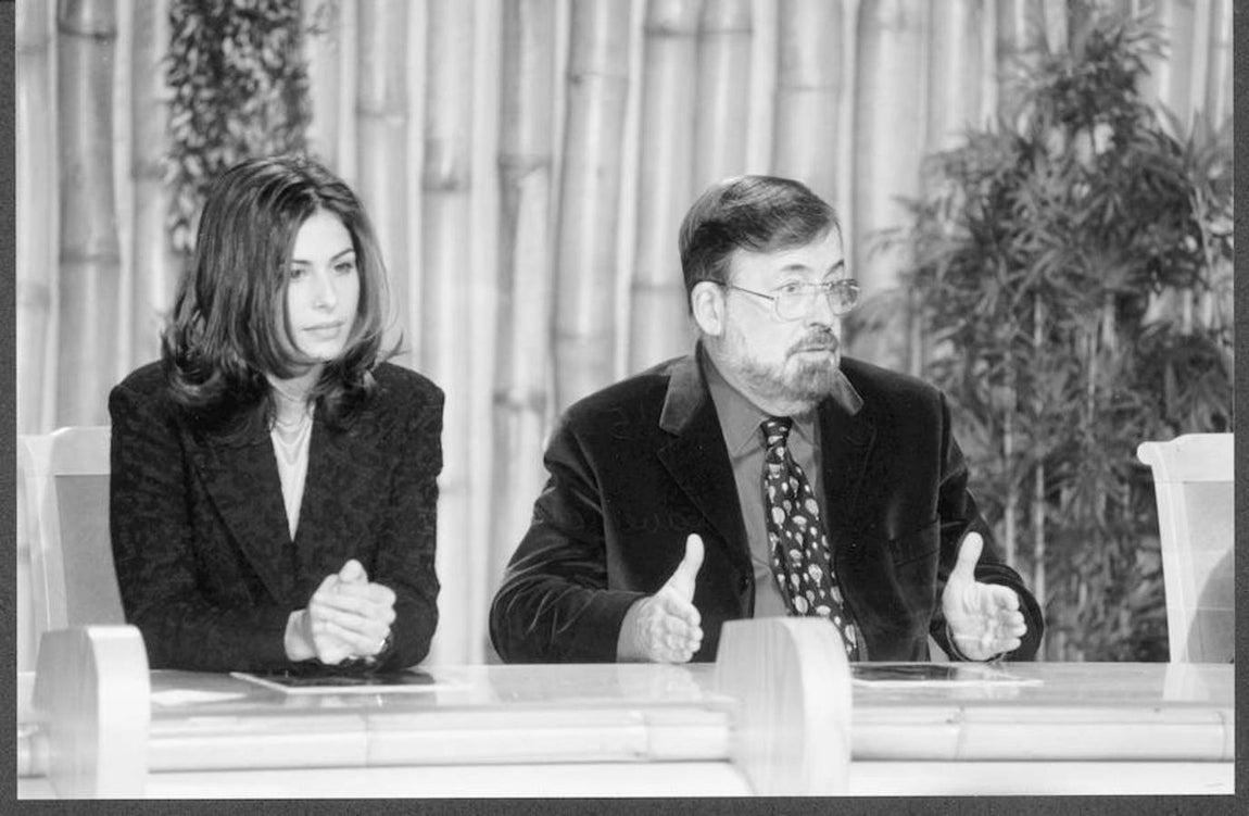 En 1989 dirigió el concurso sobre el mundo animal «Waku Waku», presentado entonces por Consuelo Berlanga y que regresó a las pantallas en 1998 con Nuria Roca. 