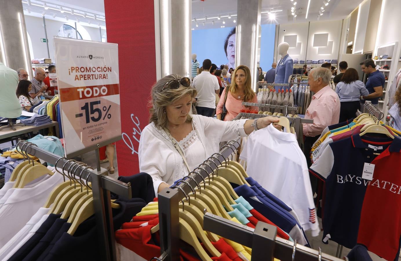 La apertura de la nueva tienda de Álvaro Moreno en Córdoba, en imágenes