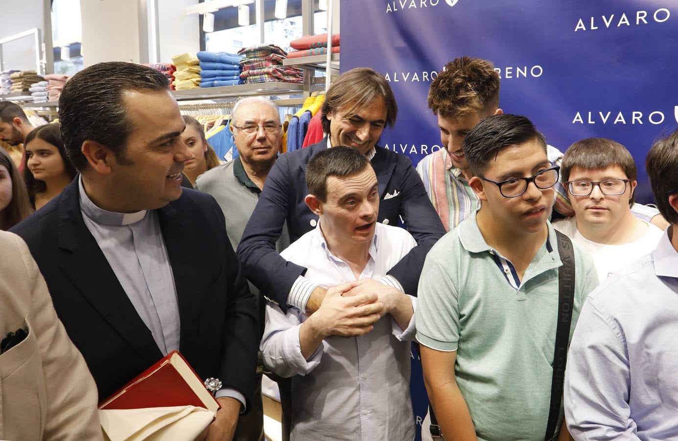 La apertura de la nueva tienda de Álvaro Moreno en Córdoba, en imágenes