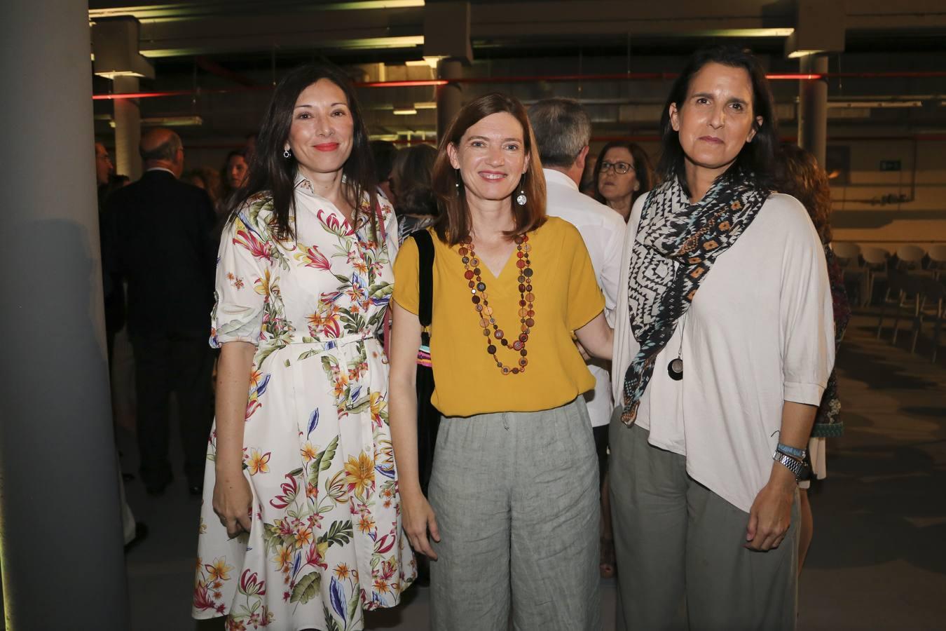 Alejandra Navarro, Pilar Lara y Marta Baturone