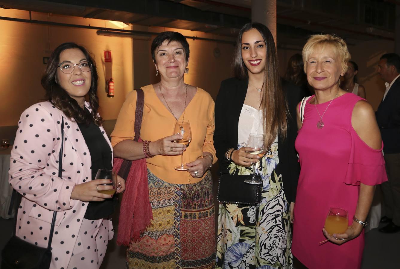 Tomasa Cedillo , Dolores Romero , Claudia Pérez y Ángela Claverol