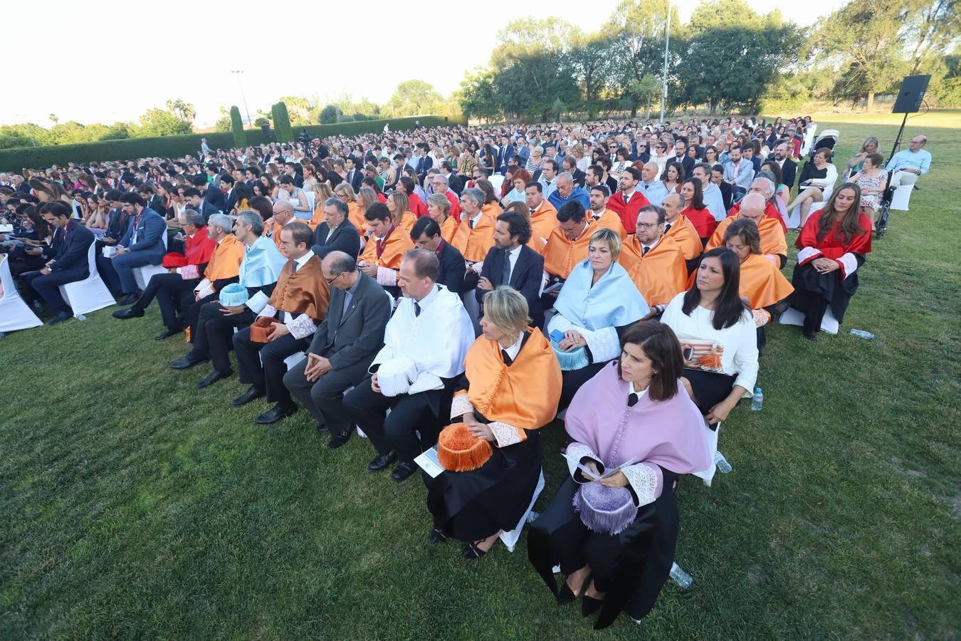 Acto de graduación de la Universidad Loyola en Córdoba, en imágenes