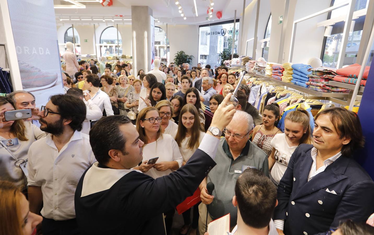 La apertura de la nueva tienda de Álvaro Moreno en Córdoba, en imágenes