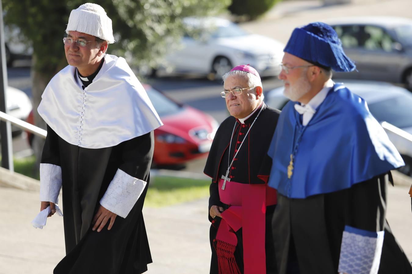 Acto de graduación en Sagrado Corazón de Magisterio de Córdoba, en imágenes