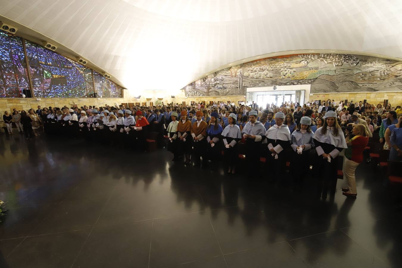 Acto de graduación en Sagrado Corazón de Magisterio de Córdoba, en imágenes