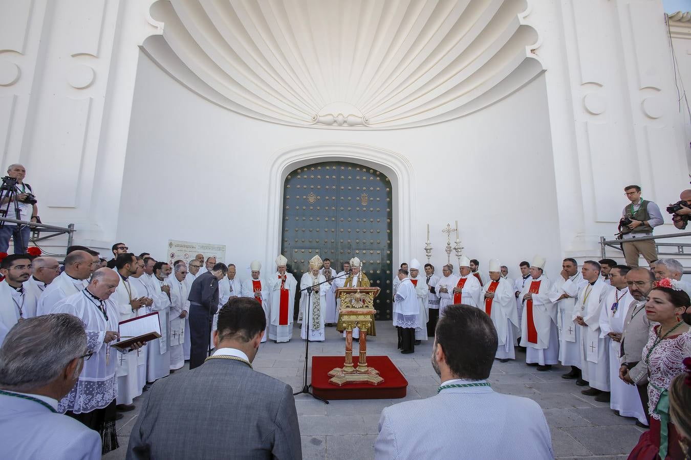 Apertura de la Puerta Santa del Año Jubilar del Rocío