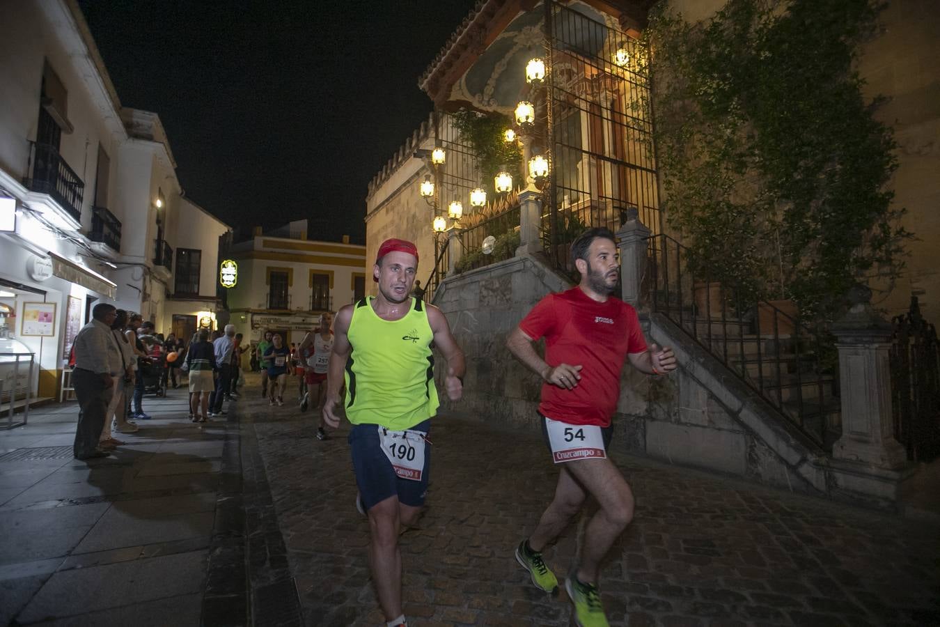 La carrera nocturna de Córdoba, en imágenes