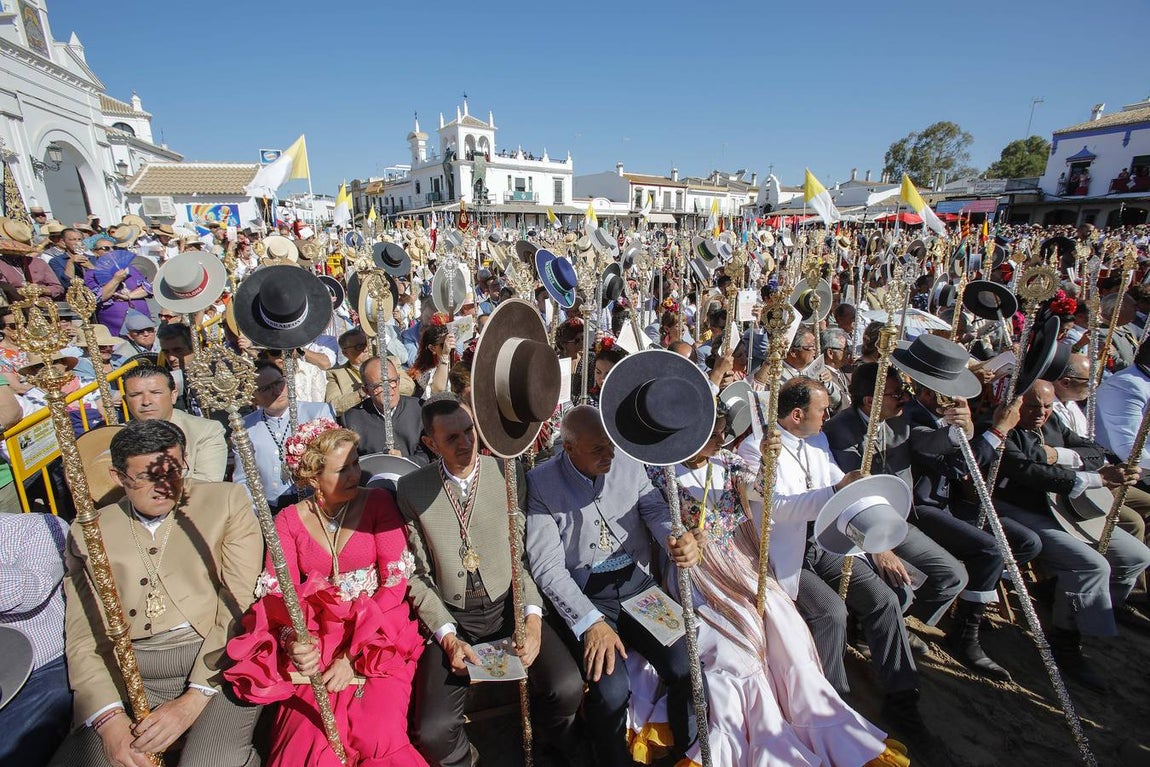 Misa de Pentecostés en El Rocío 2019
