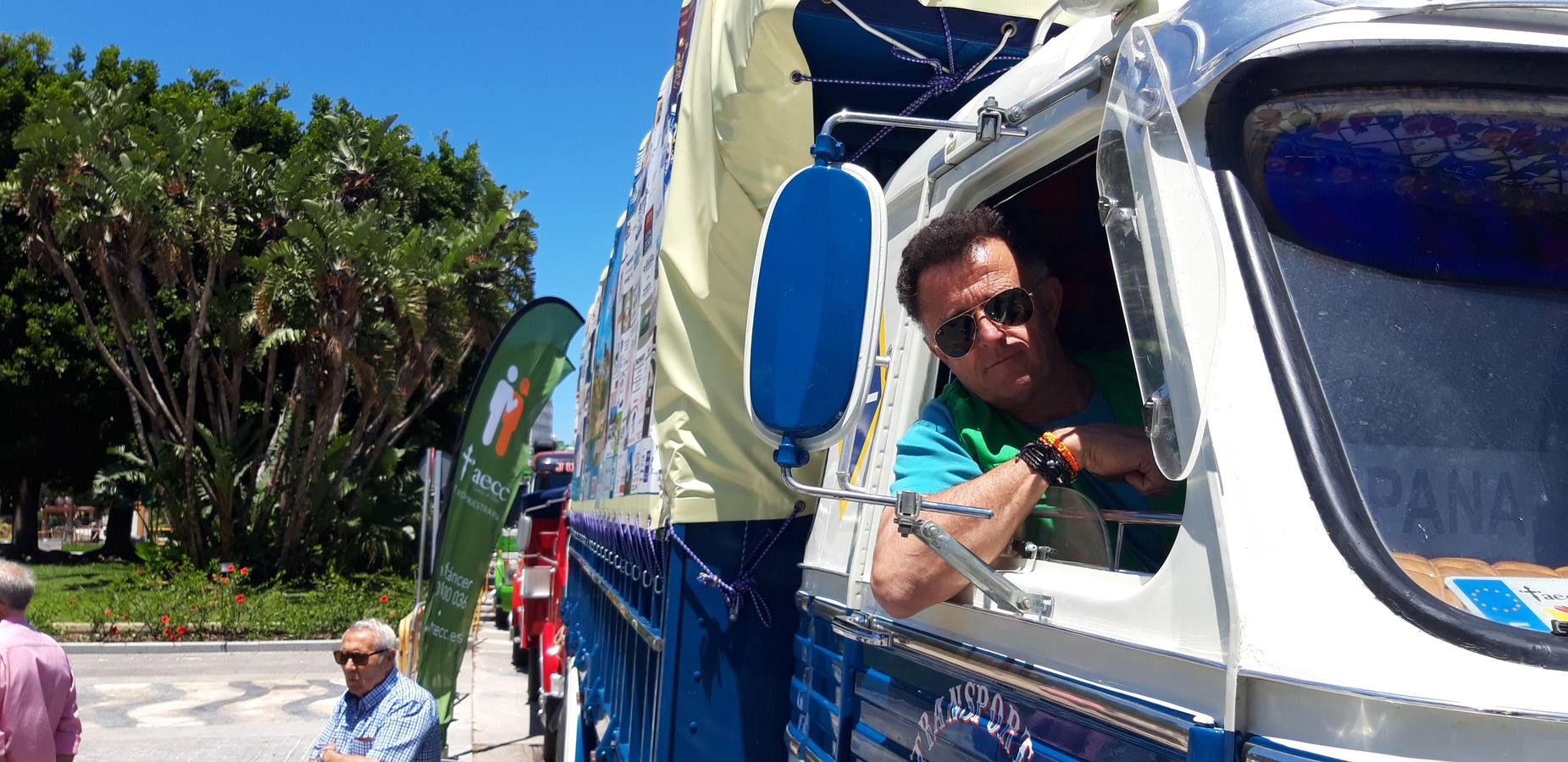 Camioneros Contra el Cáncer de la AECC en Cádiz