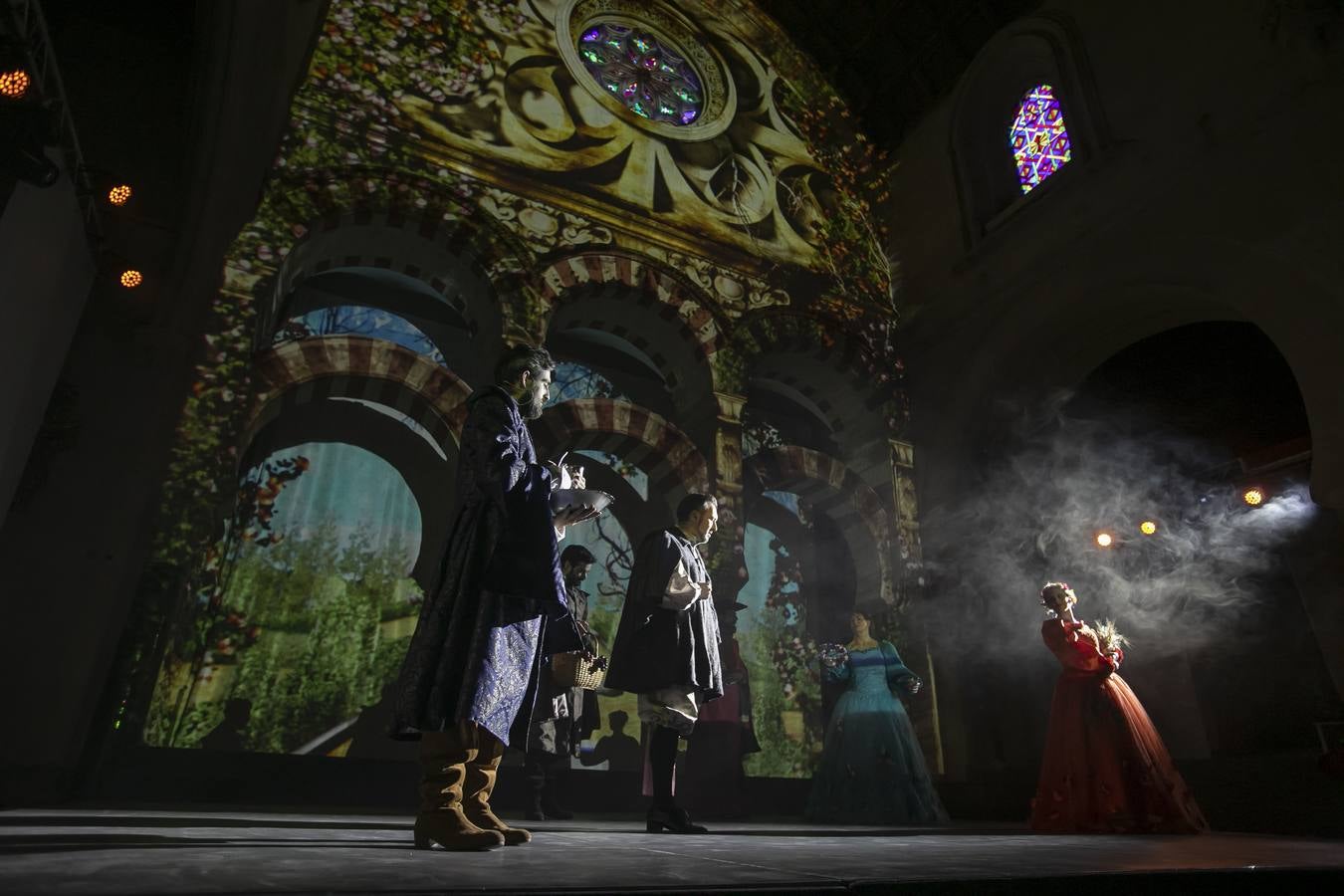 En imágenes, el auto sacramental vuelve a la Mezquita-Catedral