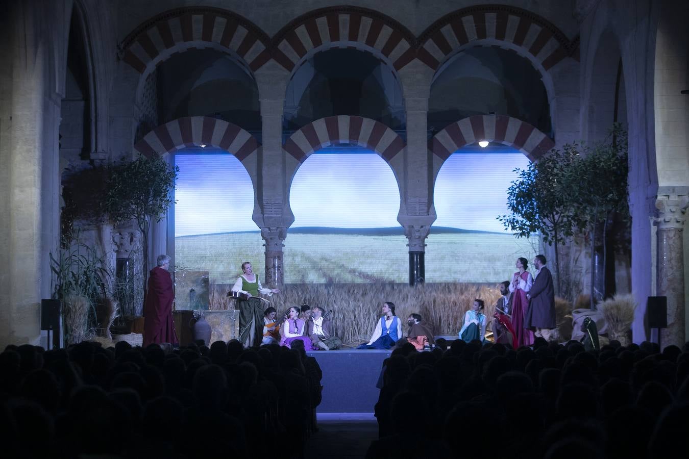 En imágenes, el auto sacramental vuelve a la Mezquita-Catedral