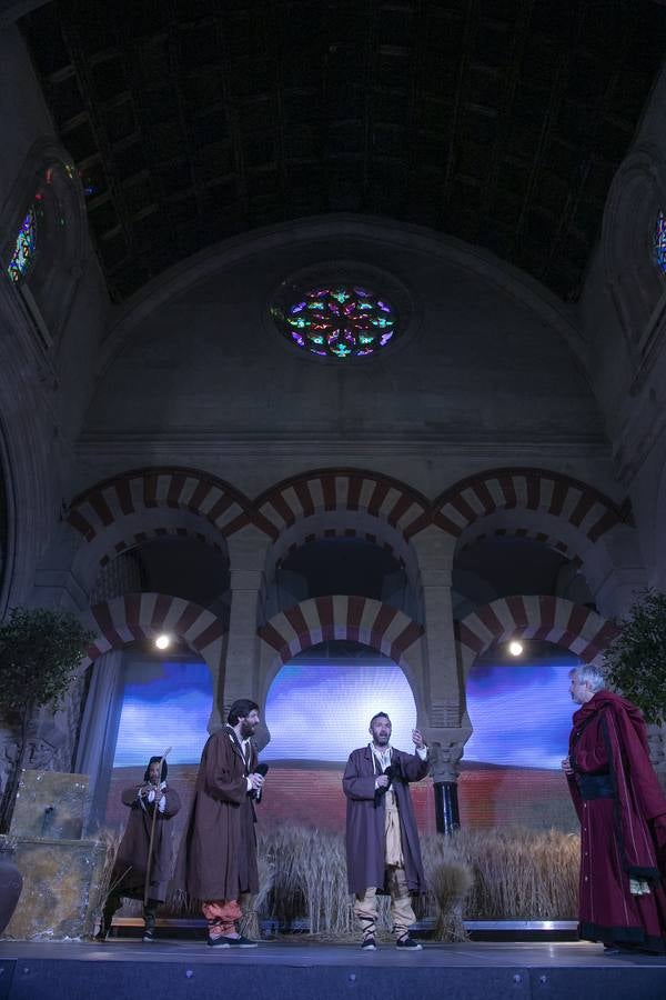 En imágenes, el auto sacramental vuelve a la Mezquita-Catedral