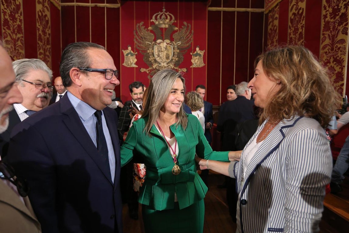 Tolón con el consejero Juan Alfonso Ruiz Molina. 