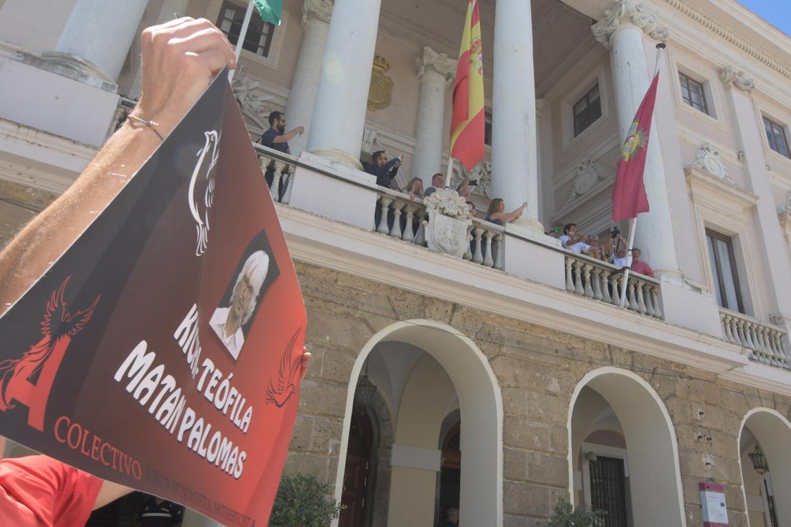 Fotos: Kichi, reelegido alcalde de Cádiz para los próximos cuatro años