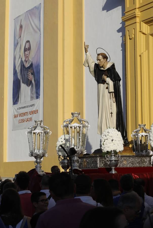 La procesión de San Vicente Ferrer en Córdoba, en imágenes