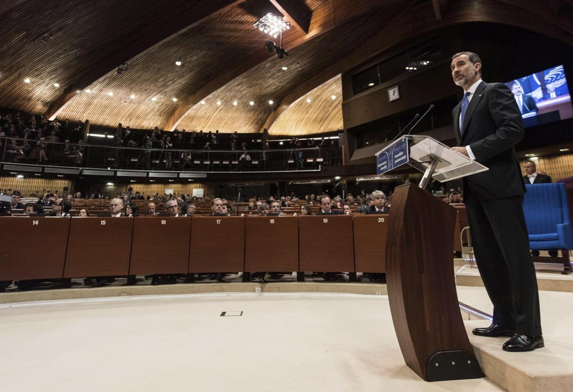 Don Felipe visitó el Consejo de Europa, por primera vez como Rey, el 27 de abril de 2017. 
