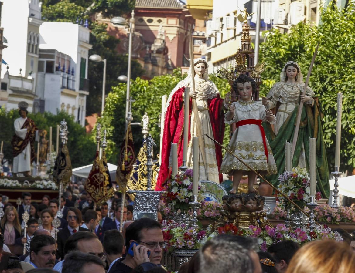 En imágenes, la procesión del Corpus en Triana