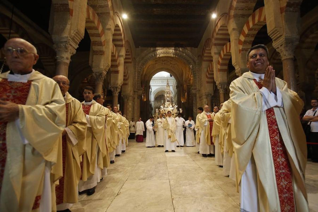 La procesión del Corpus Christi en Córdoba, en imágenes