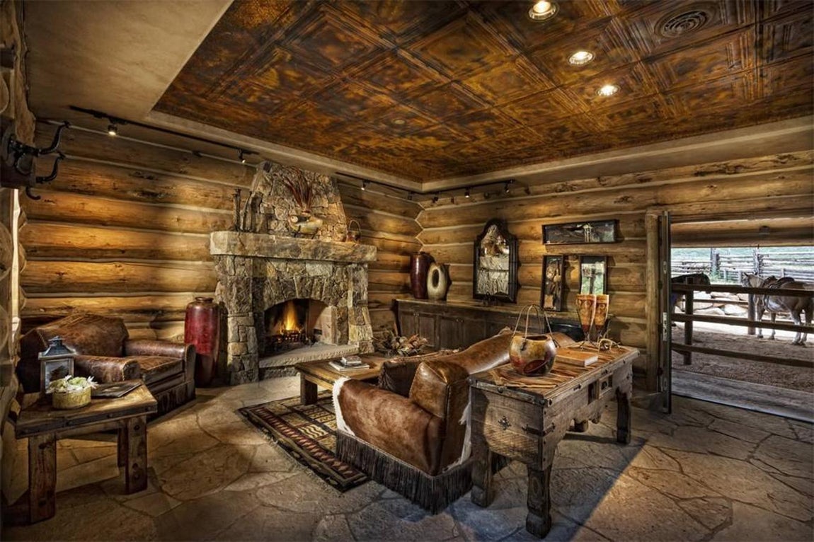 West Creek Ranch. El clasicismo se funde con un estilo rústico en la decoración. Bebe de la tradición de la zona