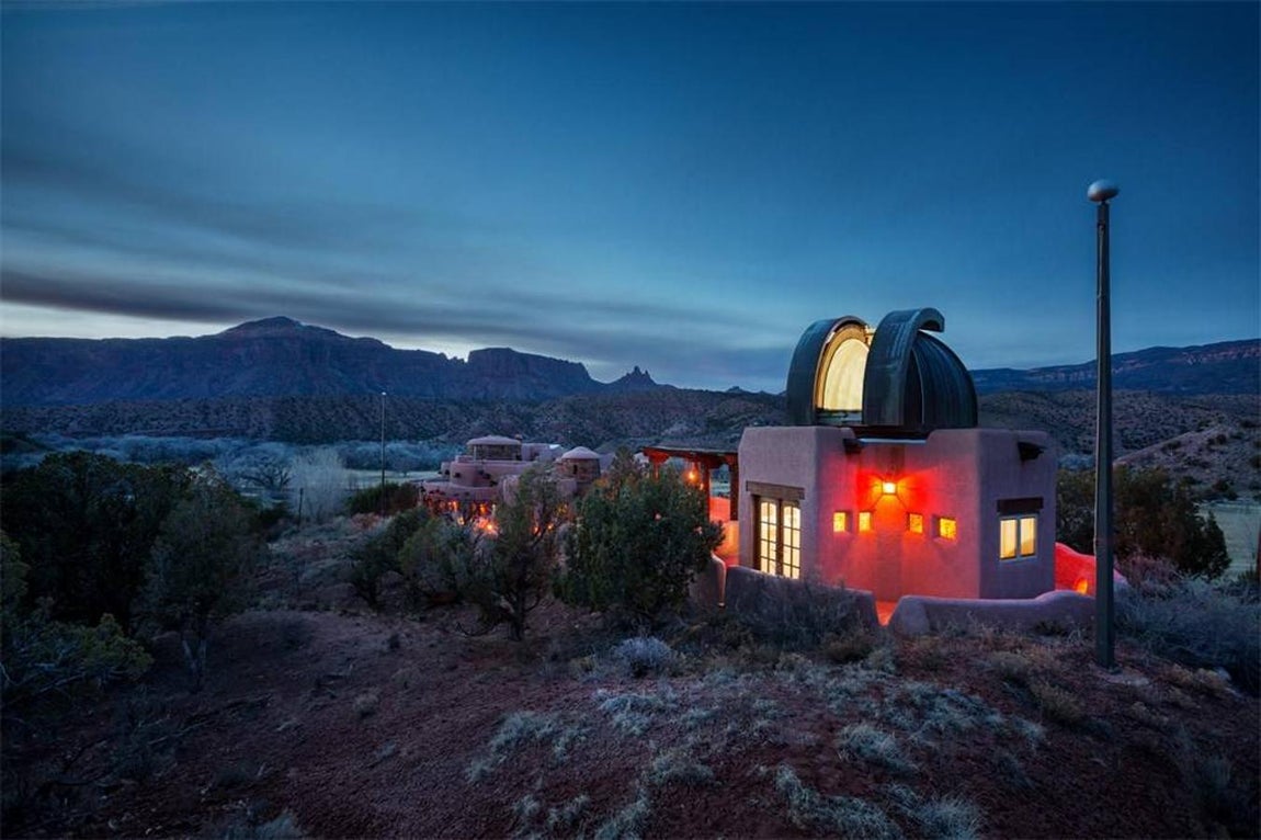 West Creek Ranch. Forma parte del complejo Gateway Canyons Ranches &amp; Resort y el precio de venta incluye los servicios del hotel y permite a sus propietarios e invitados el disfrute libre de sus instalaciones