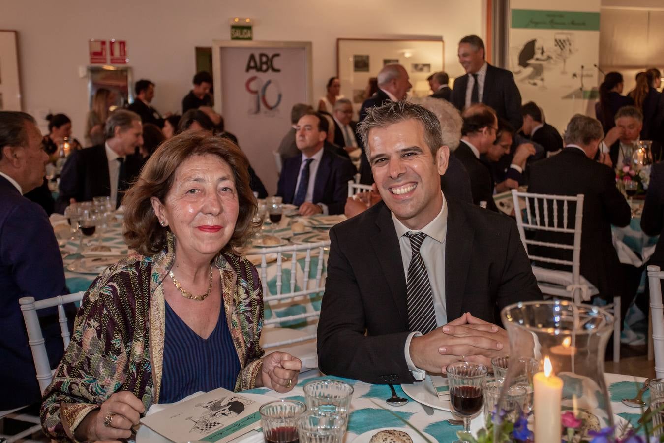 Cena homenaje a Juan Eslava Galán, ganador del XIX Premio Joaquín Romero Murube (y II)