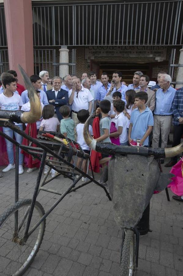 En imágenes, el apoyo a la Escuela Círculo Taurino de Córdoba