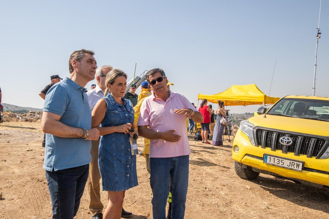 Tierraseca, Tolón y Nicolás. 