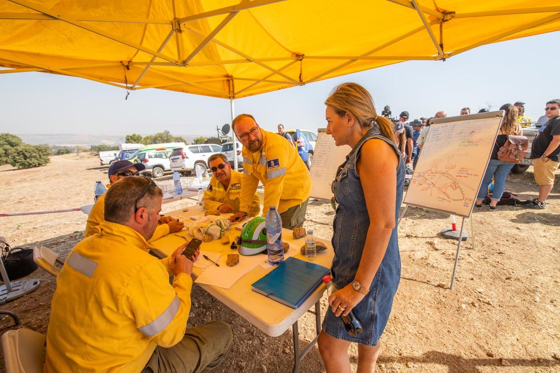 Milagros Tolón en el puesto de mando. 