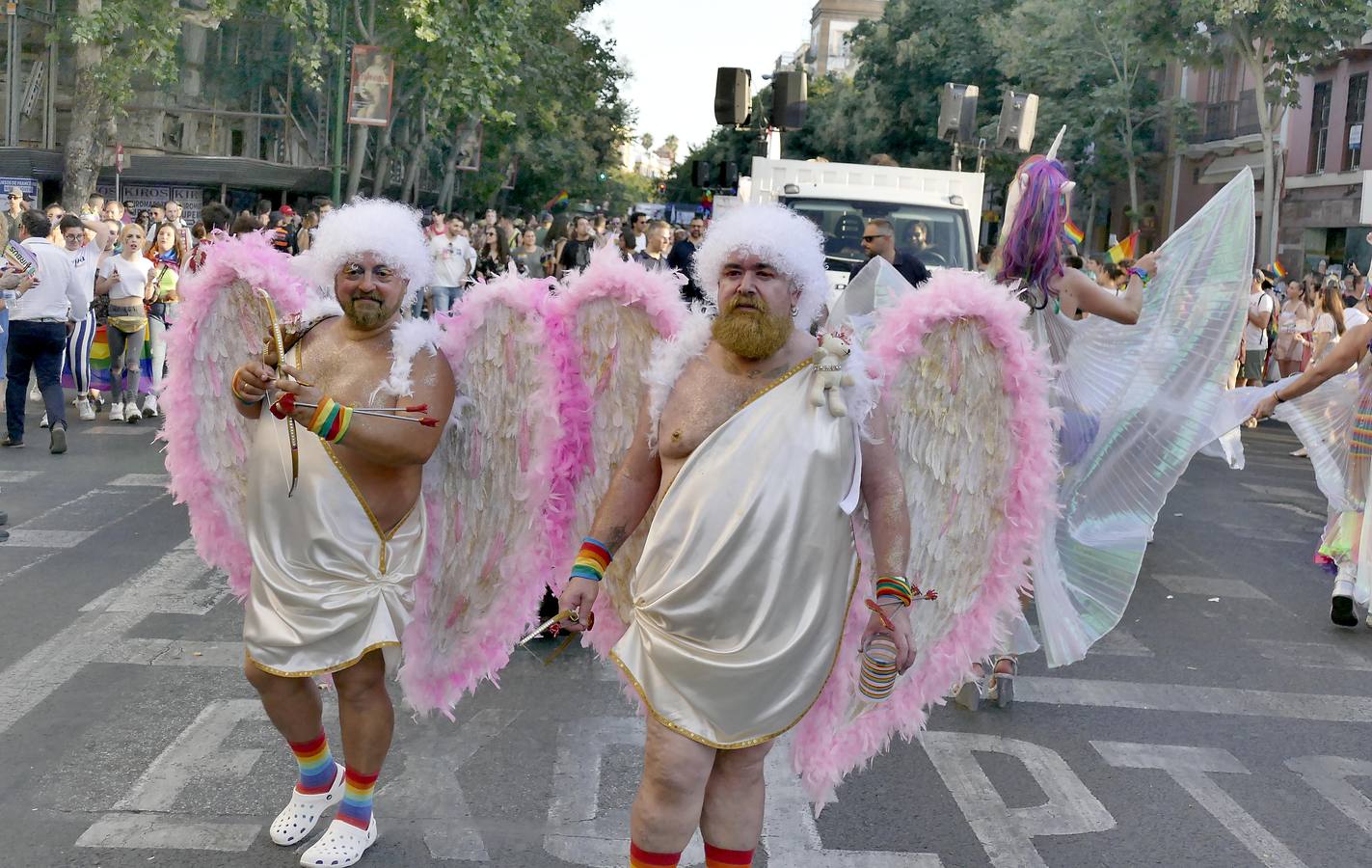 En imágenes, la cabalgata del orgullo LGTBI en Sevilla