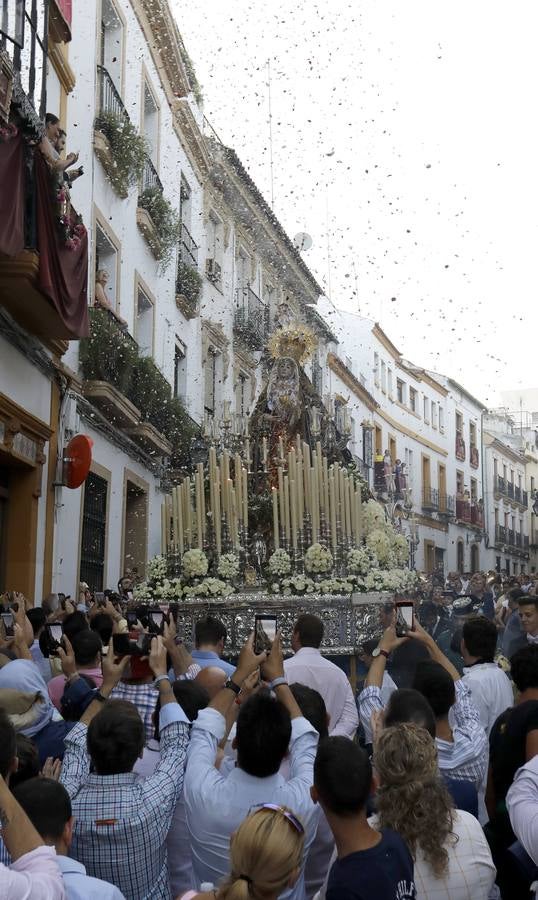 La procesión jubilar del Sagrado Corazón de Jesús en Córdoba, en imágenes