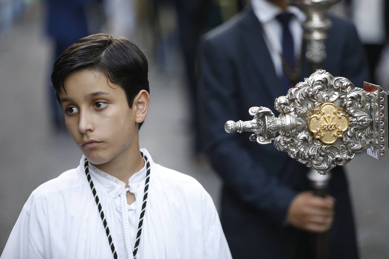 La histórica procesión del Sagrado Corazón, la Virgen de los Dolores y San Rafael por Córdoba, en imágenes