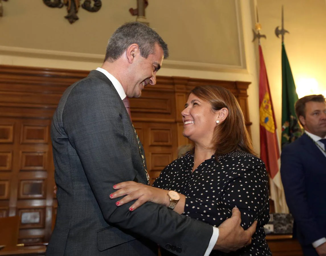 Gutiérrez toma posesión como presidente de la Diputación de Toledo