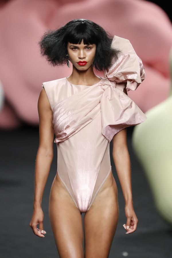 El desfile de Ana locking en la MBFW, en imágenes