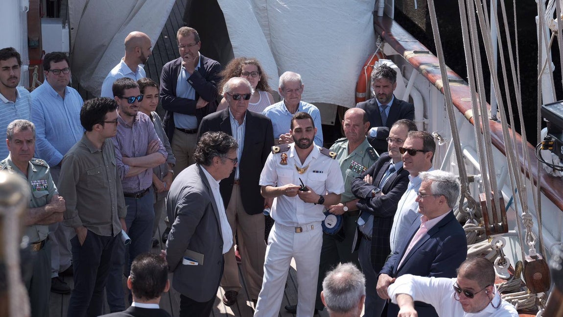 FOTOS: Elcano visita Getxo