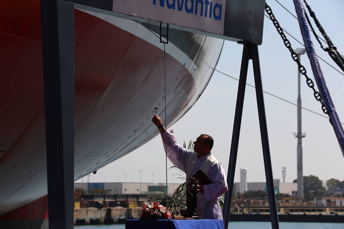 FOTOS: La entrega del petrolero &#039;Monte Ulía&#039; en Navantia