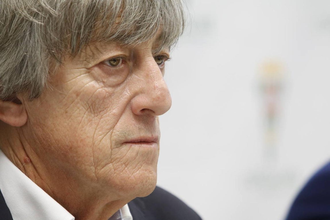 El día uno de Enrique Martín, en imágenes