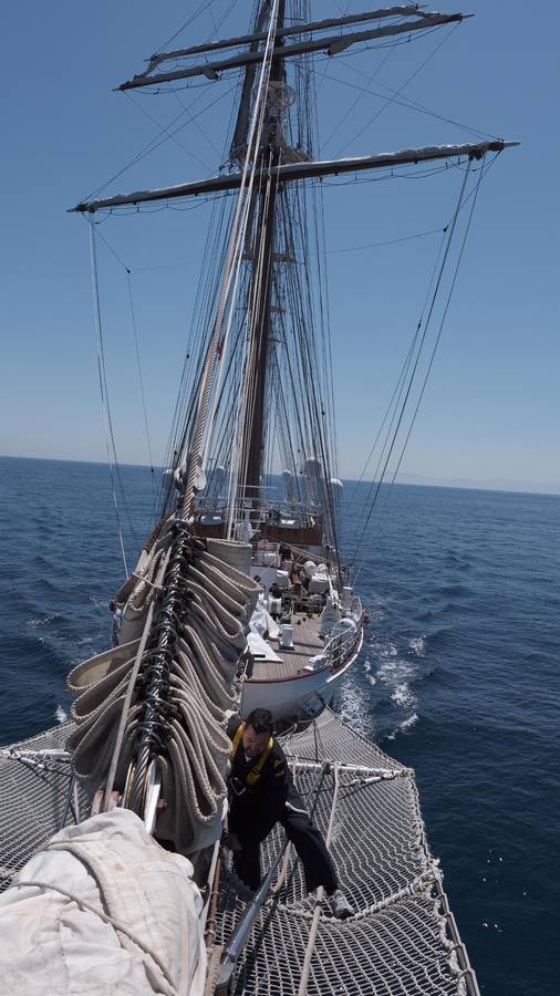 Fotos: Se acerca el fin del crucero de instrucción para la dotación de Elcano