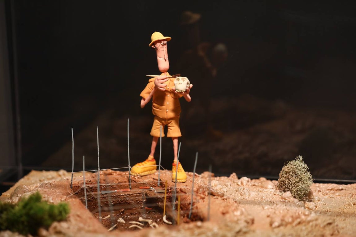 FOTOS: Exposición &#039;Grandes mujeres de la Plastihistoria&#039; en Cádiz