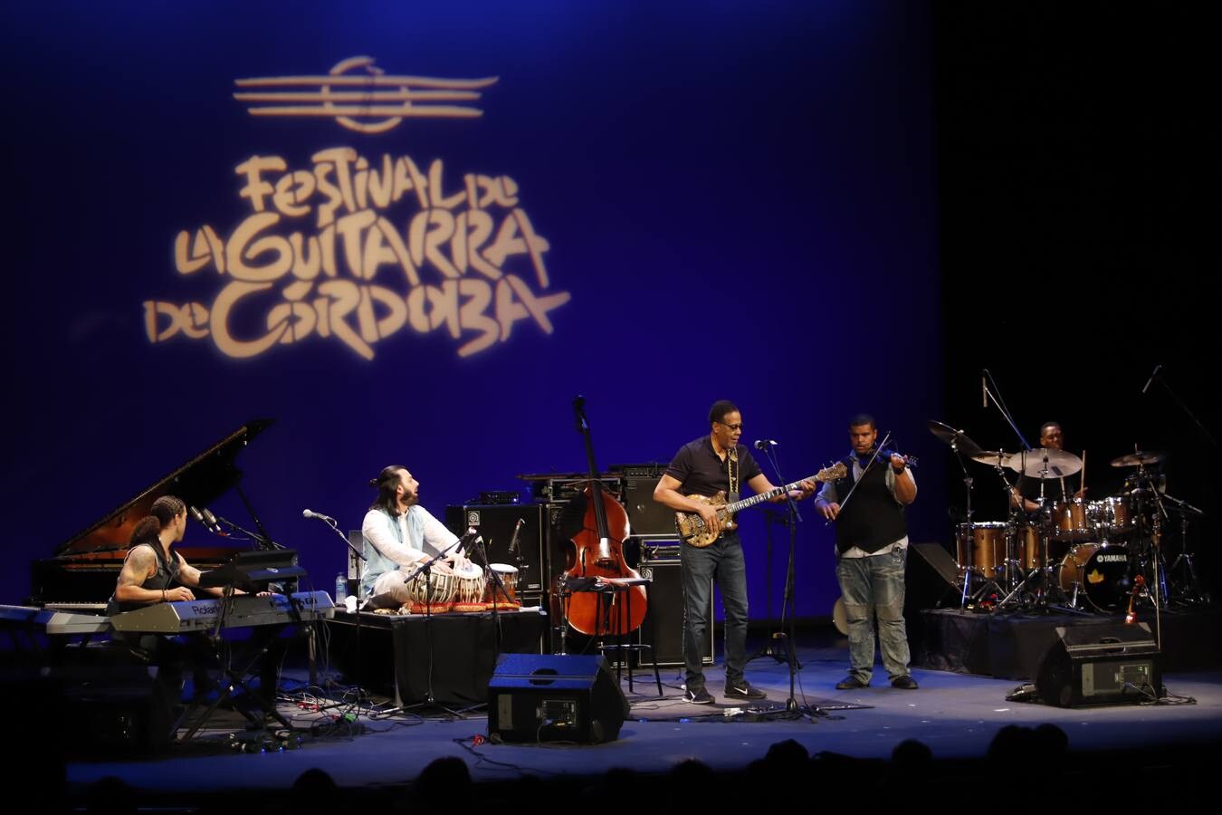Festival de la Guitarra de Córdoba: el bajo mágico de Stanley Clarke