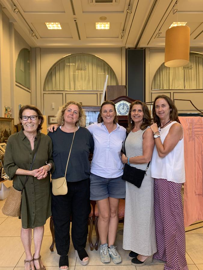 Mari Delgado, Julia Perles, Ester Duarte, Elena Freire y Graciela Cólogan. 