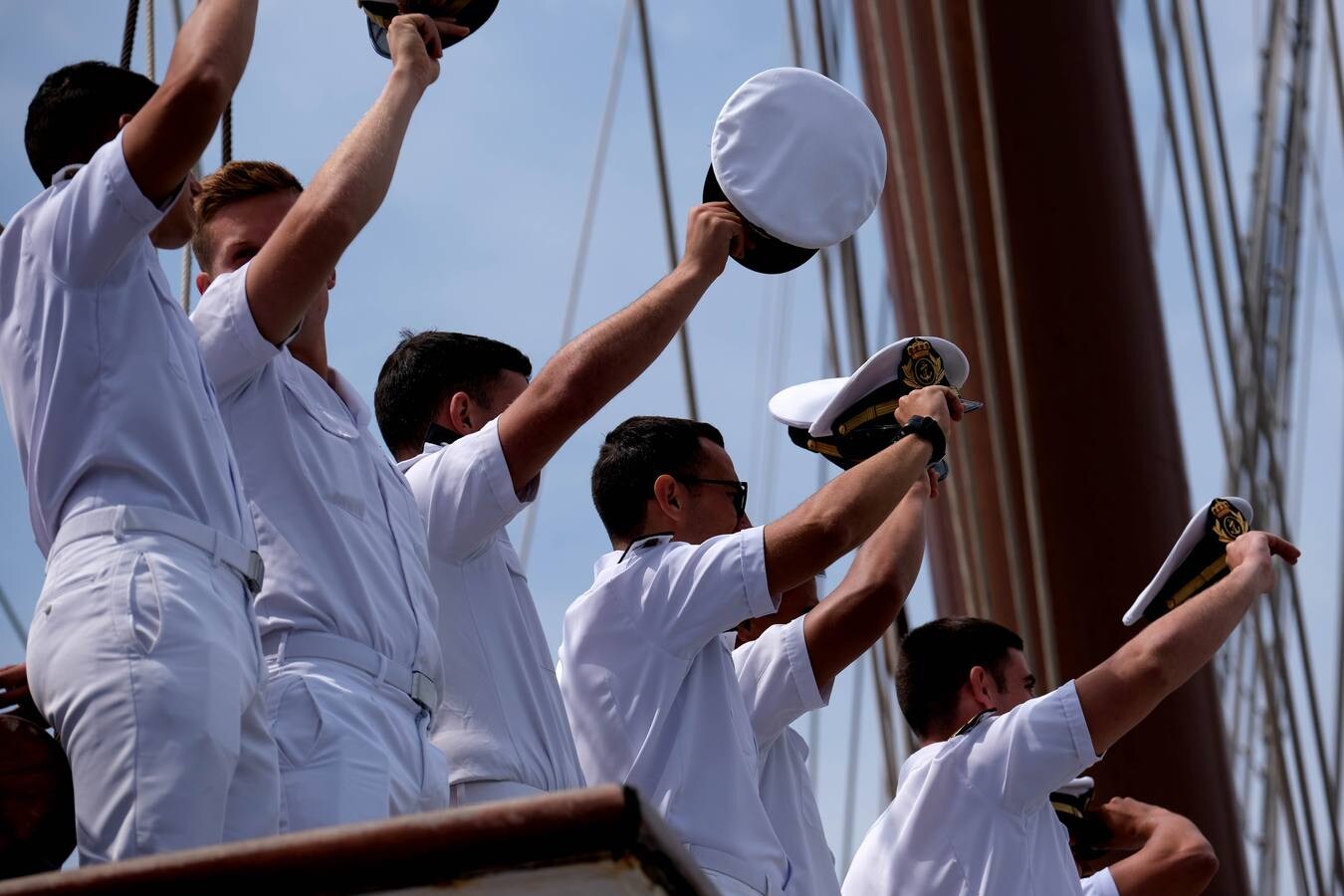 FOTOS: El Juan Sebastián de Elcano arriba en Marín en el 91 crucero de instrucción