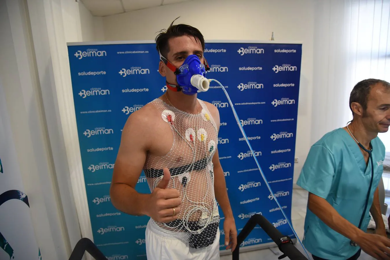 El reconocimiento médico de los jugadores del Córdoba CF, en imágenes