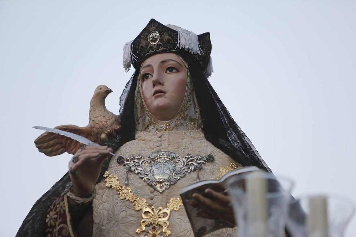 La procesión de la Virgen del Carmen de San Cayetano en Córdoba, en imágenes