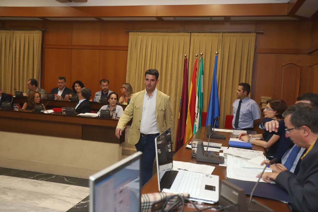 El pleno del Ayuntamiento en Córdoba, en imágenes